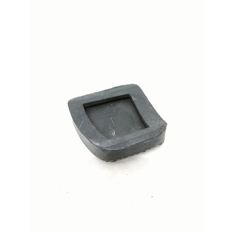 KARET PEDAL KOPLING KIJANG SUPER KF40/HAICE RH 11
