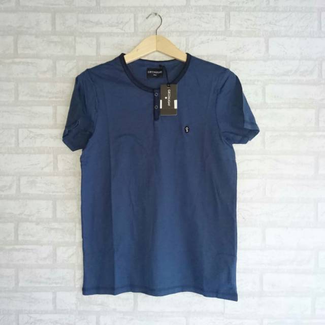 Kaos kancing original greenlight