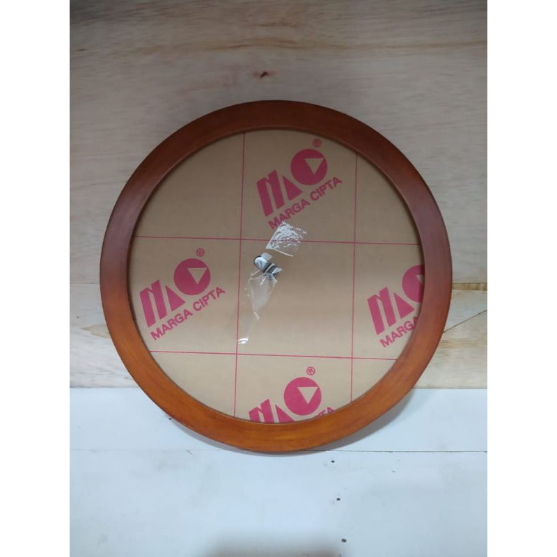 Pigora Mahar Bulat D30 Coklat frame Akrilik Triplek
