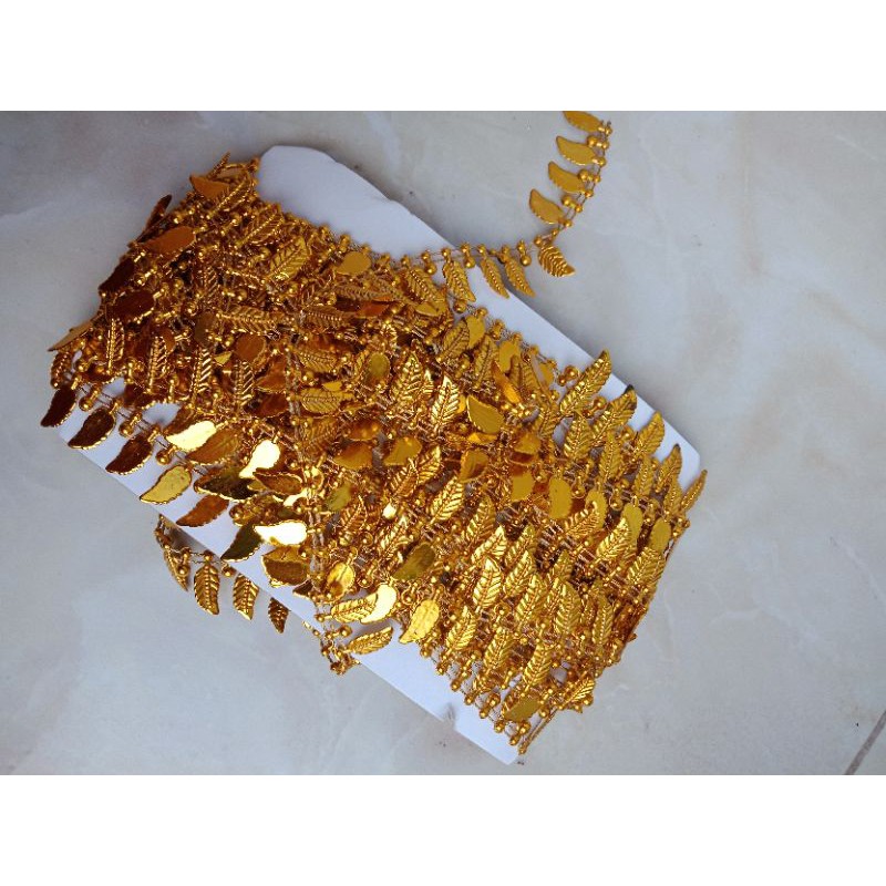 Aplikasi Daun Kasandra Gold charm Payet Renteng Aksesories Parel Ramboci 10 Yard JR