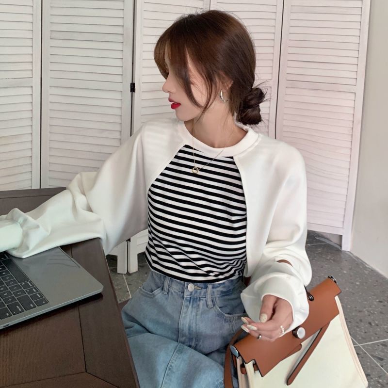 #Sisjuly# Wanita Gaya Korea Temperamen Jahitan Bergaris Palsu Dua Potong Sweater Wanita Musim Gugurm dan Musim