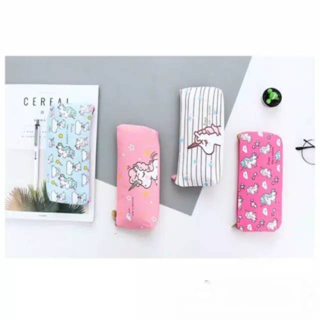 

kotak pensil kanvas unicorn