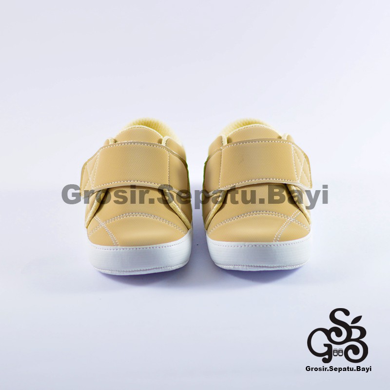 sepatu bayi baby shoes prewalker laki laki umur 2 sampai 14 bulan simple classy warna krem