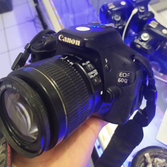 canon 600d dan lensa 18 55mm siap pakai fulleffect bukan canon 600d dan lensa 18 55mm siap pakai fulleffect bukan