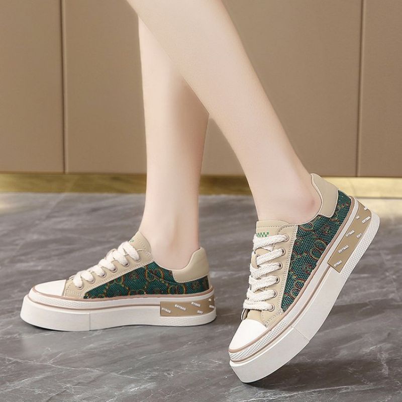 SN7102 - Sepatu Sneaker Fashion Wanita Terbaru