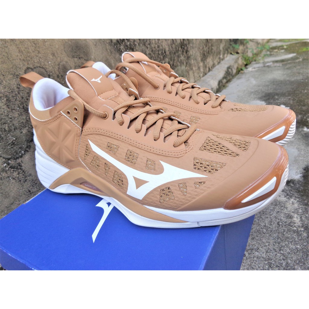 mizuno wave momentum step on mars