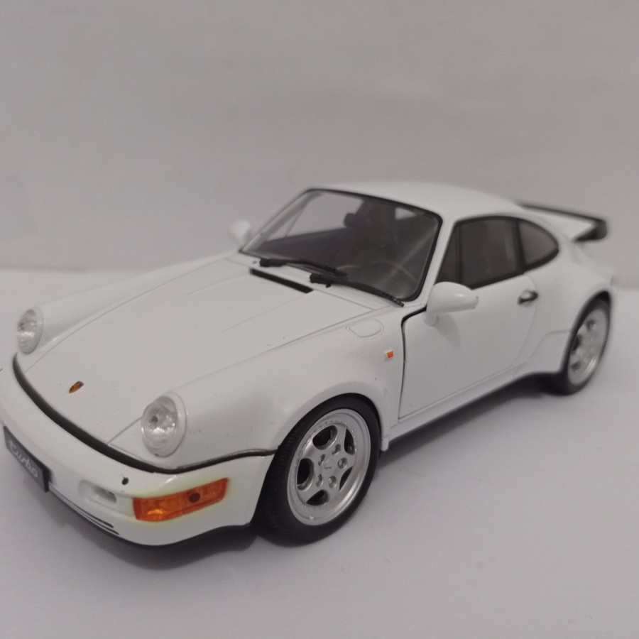 Diecast Porsche 964 turbo Welly 1:24 miniatur mobil sport pajangan murah