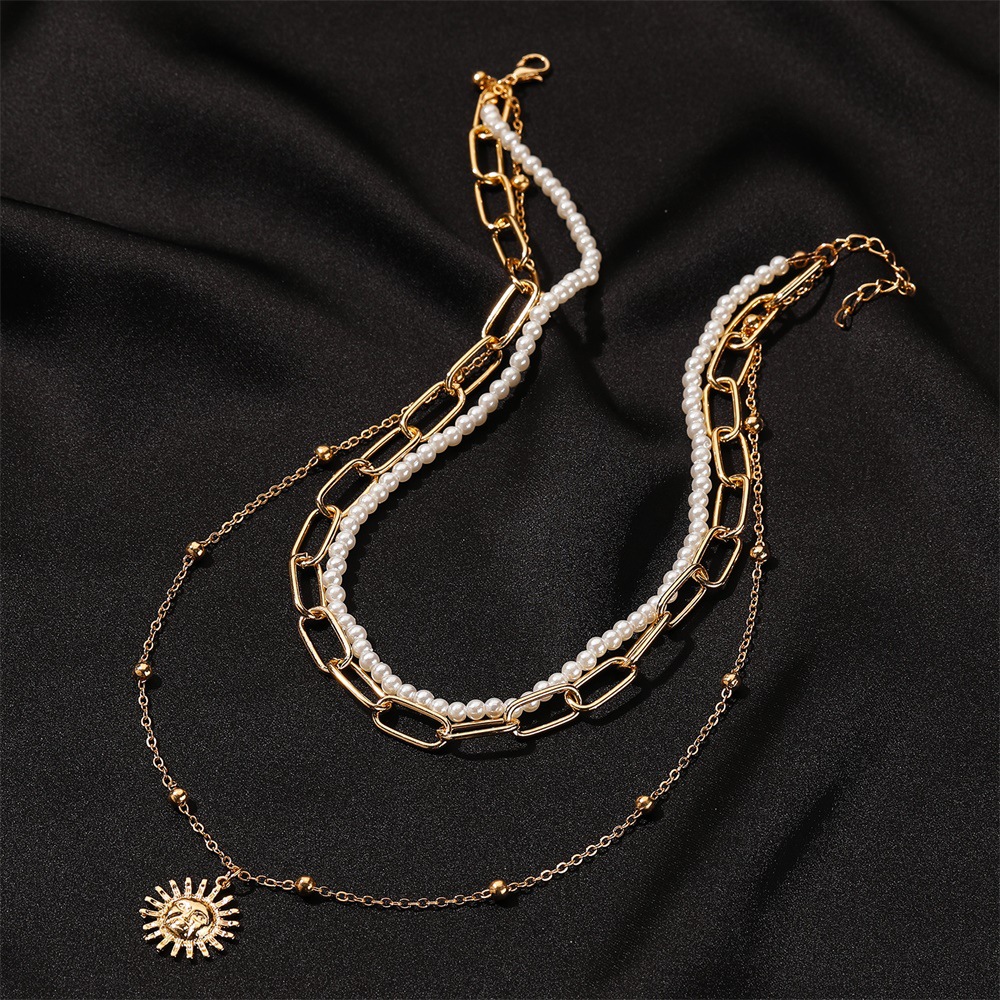 Kalung Rantai Multilayer Dengan Liontin Matahari Aksen Mutiara Untuk Wanita