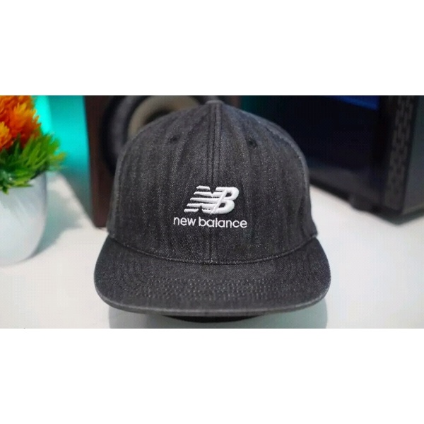 Topi Snapback New Balance Second