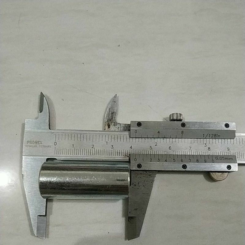 Bos tromol depan supra grand