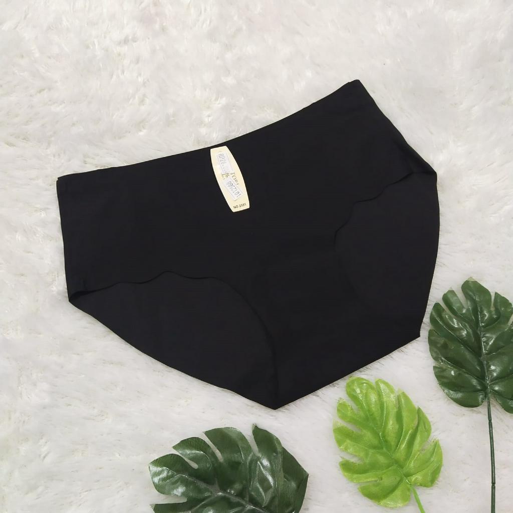 CD 490 / CELANA DALAM SEAMLESS POLOS TIDAK JIPLAK / BERBEKAS