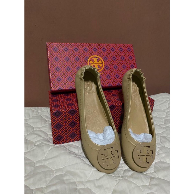 LIKE NEW SEPATU Tory BURCH  MINNIE TRAVEL BALLET FLAT SHOES  ORIGINAL BRANDED AUTHENTIC KERJA KULIAH