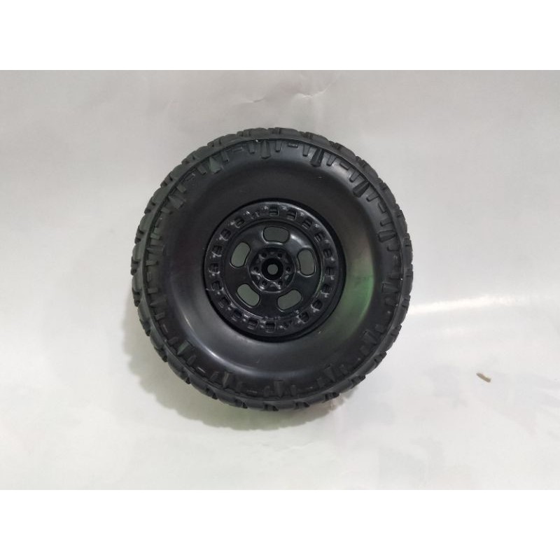 1 set Pelek dan Ban Karet Roda untuk Mobil Remote Control RC Rock Crawler 1:20 Spare Part RC