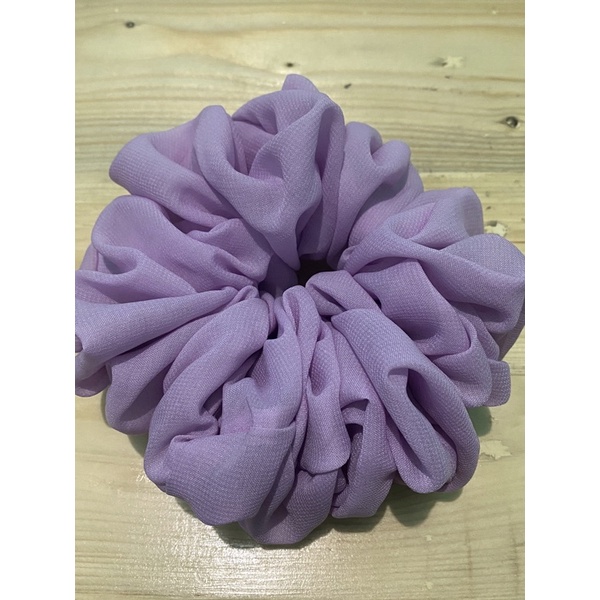 scruncie jumbo cepol ikat rambut cepol ikat rambut jumbo-Ungu