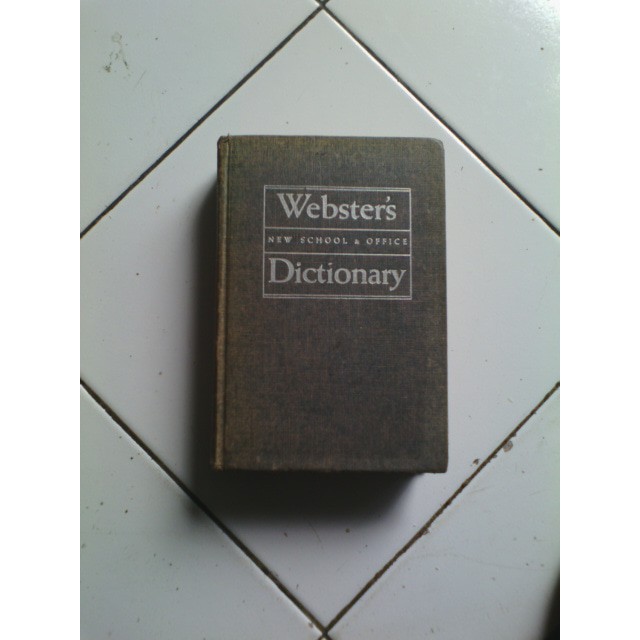 

WEBSTER`S New School & Office DICTIONARY