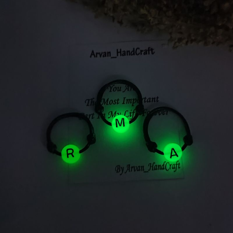 Cincin Inisial Glow In The Dark / Cincin Inisial Menyala Dalam Gelap