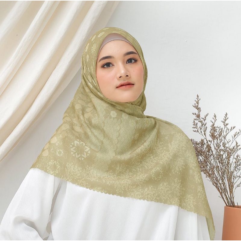jilbab segi empat/hijab segi empat jilbab motif/jilbab voal /jilbab denay/krudung segi empat motif