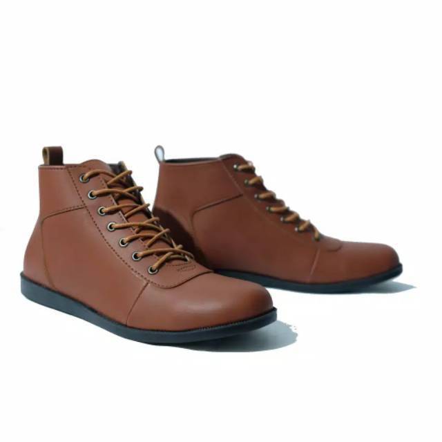 Sepatu boots kickers pria