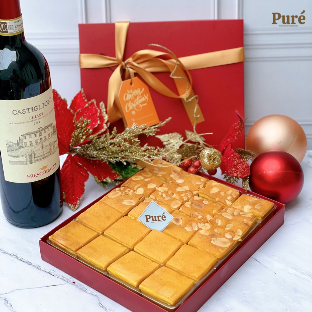 

Hampers / Gift Box / Parsel Natal / Christmas Hampers Box Lapis Legit Mix Almond