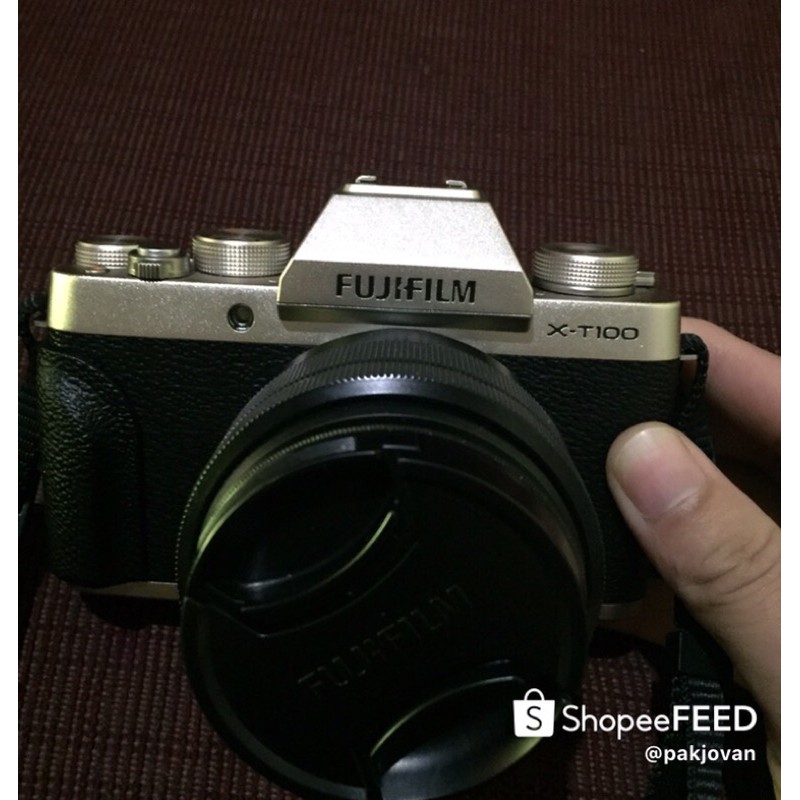 Fujifilm XT 100 free Fujifilm Instax Mini 8