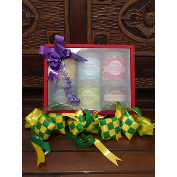 

Hampers kue kering isi 6 Toples @600ml
