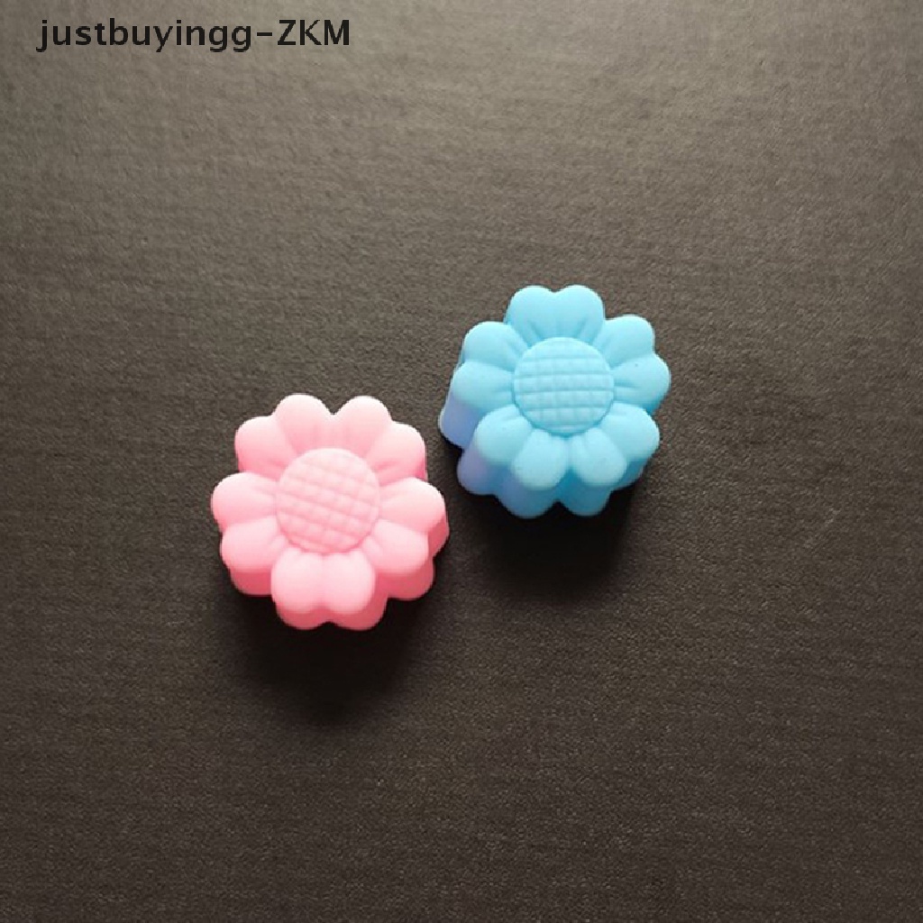 10 Pcs Cetakan Kue / Cokelat / Jelly / Sabun Handmade DIY Bentuk Bunga Matahari Bahan Silikon