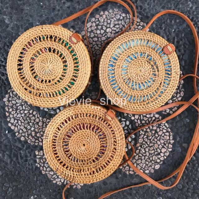 Tas Rotan Wanita Motif Keong