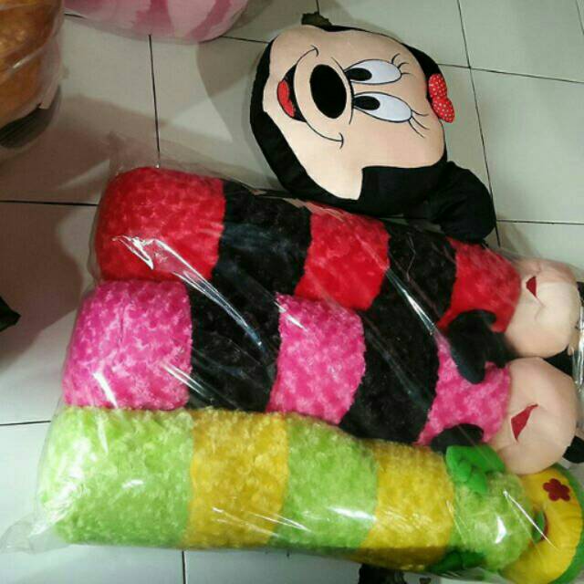 1 Set Bantal Guling Karakter Miki / Mini / Doraemon / Keropi / Hello Kitty / Wini The Pooh