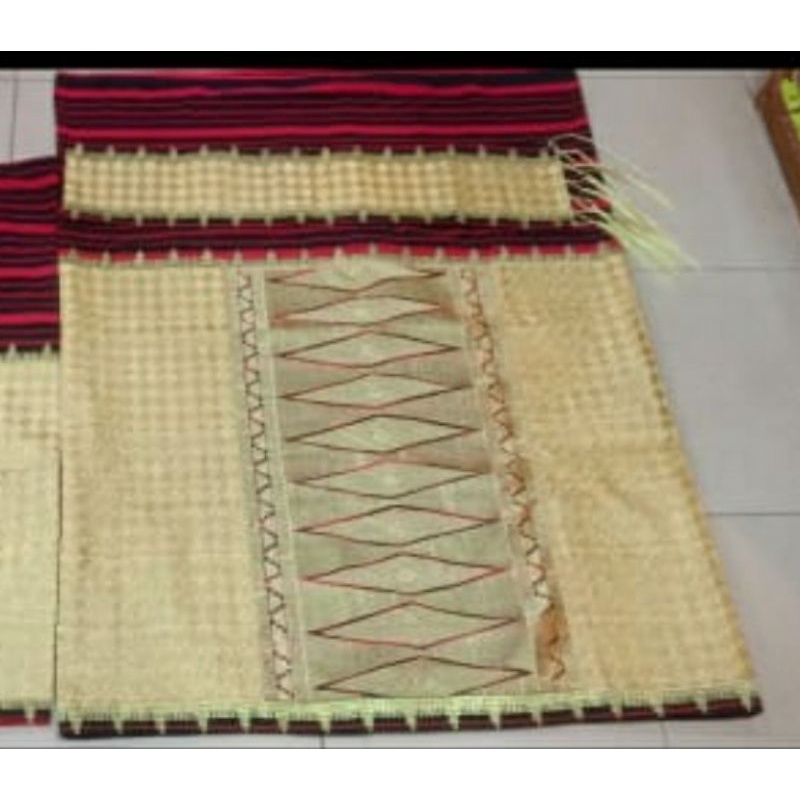 tapis lampung bordir tumpal jungsarat mata kibau mama