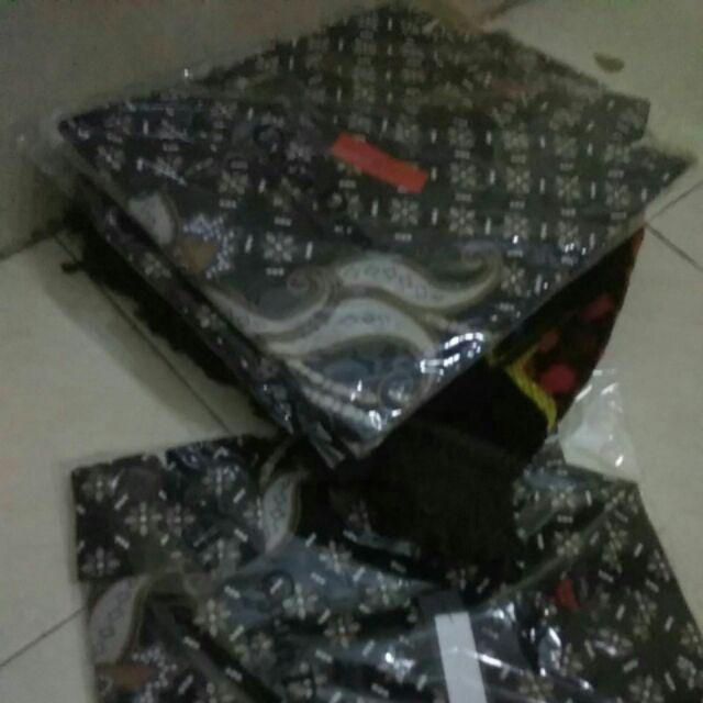 Kemeja Batik Pria Slim Fit Lengan Panjang Colindion Cbl1104