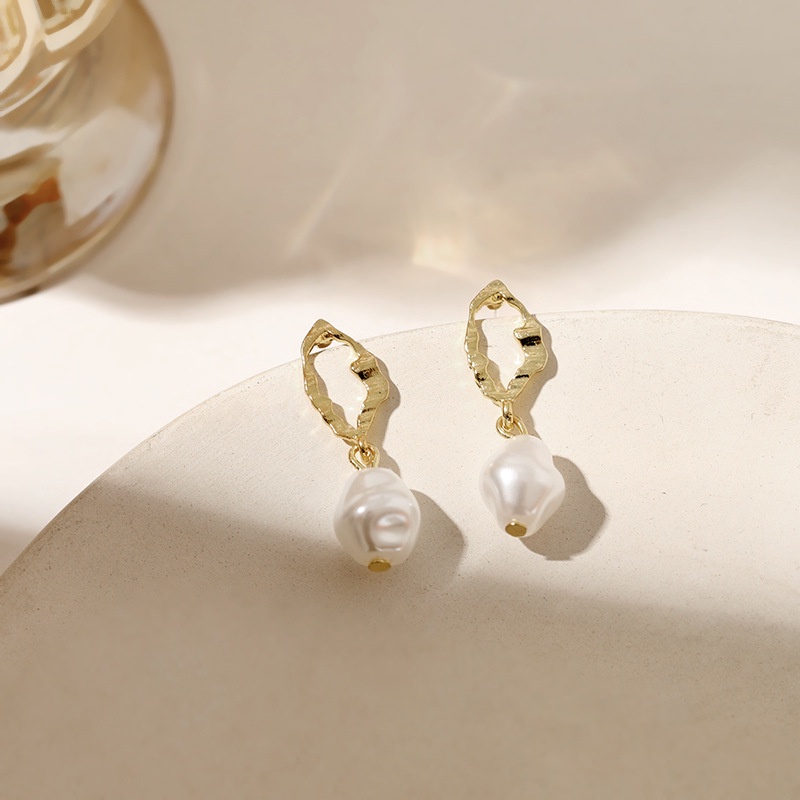 Korea ornamen baroque mutiara anting-anting wanita sosialita temperamen Garland tidak teratur anting