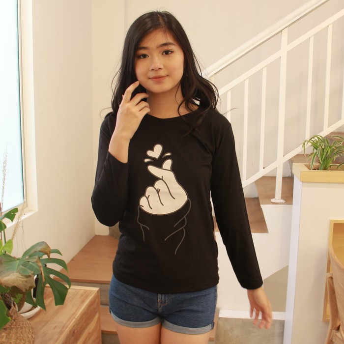 Kaos Lengan Panjang Wanita / Kaos Panjang Wanita Saranghae Love Korea - Hitam