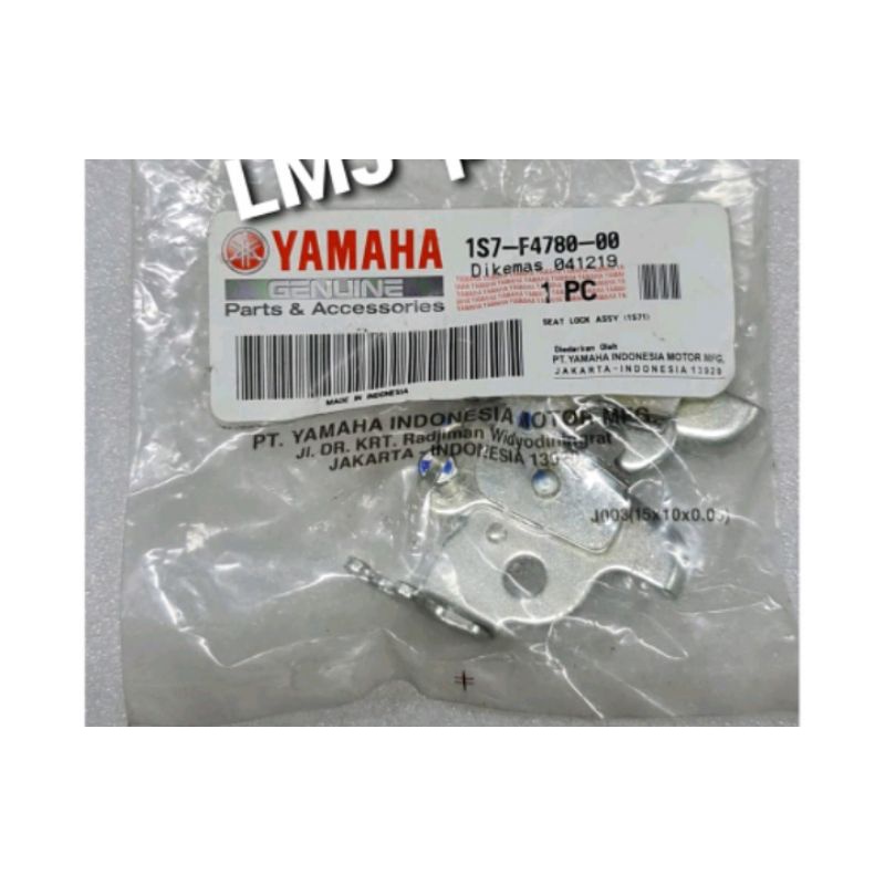 KUNCI ENGSEL JOK SEAT LOCK VIXION NEW NVL NVA ADVANCE BYSON KARBU ORIGINAL YGP 1S7-F4780-00