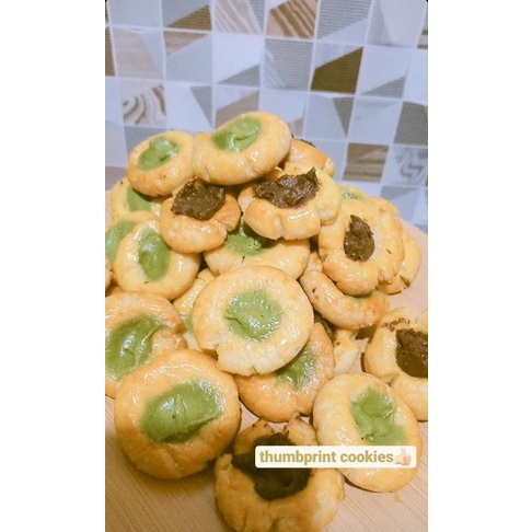 

THUMBPRINT COOKIES/KUE KERING/KUE IBU JARI/ KUE LEBARAN/KUE NATAL/KUE IMLEK/KUE KERING/KUE KERING JAMAN NOW/KUE KERING UNIK/KUE ENAK/KUE RENYAH