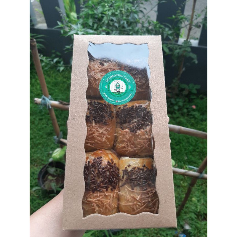 

PREORDER bolen pisang home made isian coklat dan keju