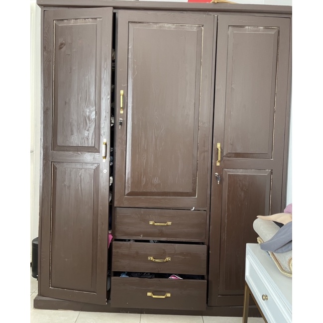 lemari 3 pintu second
