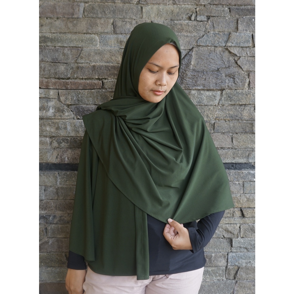 Mum Hijab Jilbab Instan Jersey Hanum 3 in 1 Mumhijab  / Hijab jersey / Pashmina jersey-Emerald