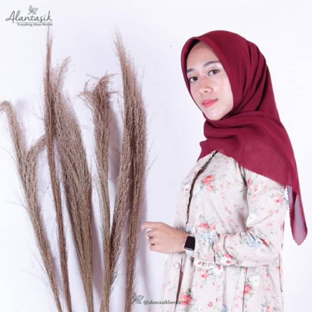 ALANTASIK - SEGIEMPAT VOAL LASERCUT R.13