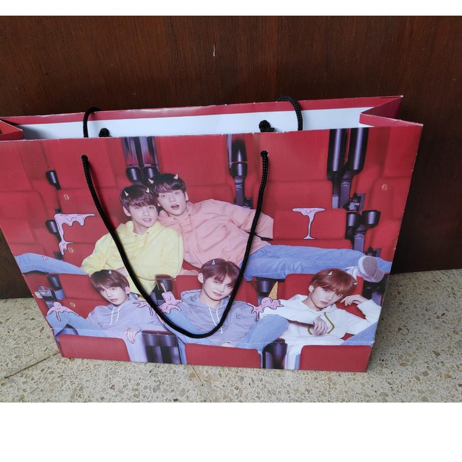 

BIG SALE PAPERBAG KANTONG KERTAS BTS SKZ BLACKPINK TXT NCT DANIEL murah