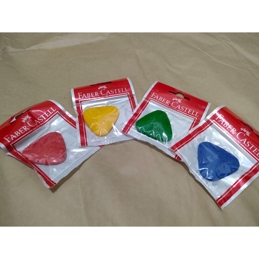 

Grip Eraser Triangular Faber-Castell / Penghapus 1 PCS WARNA RANDOM