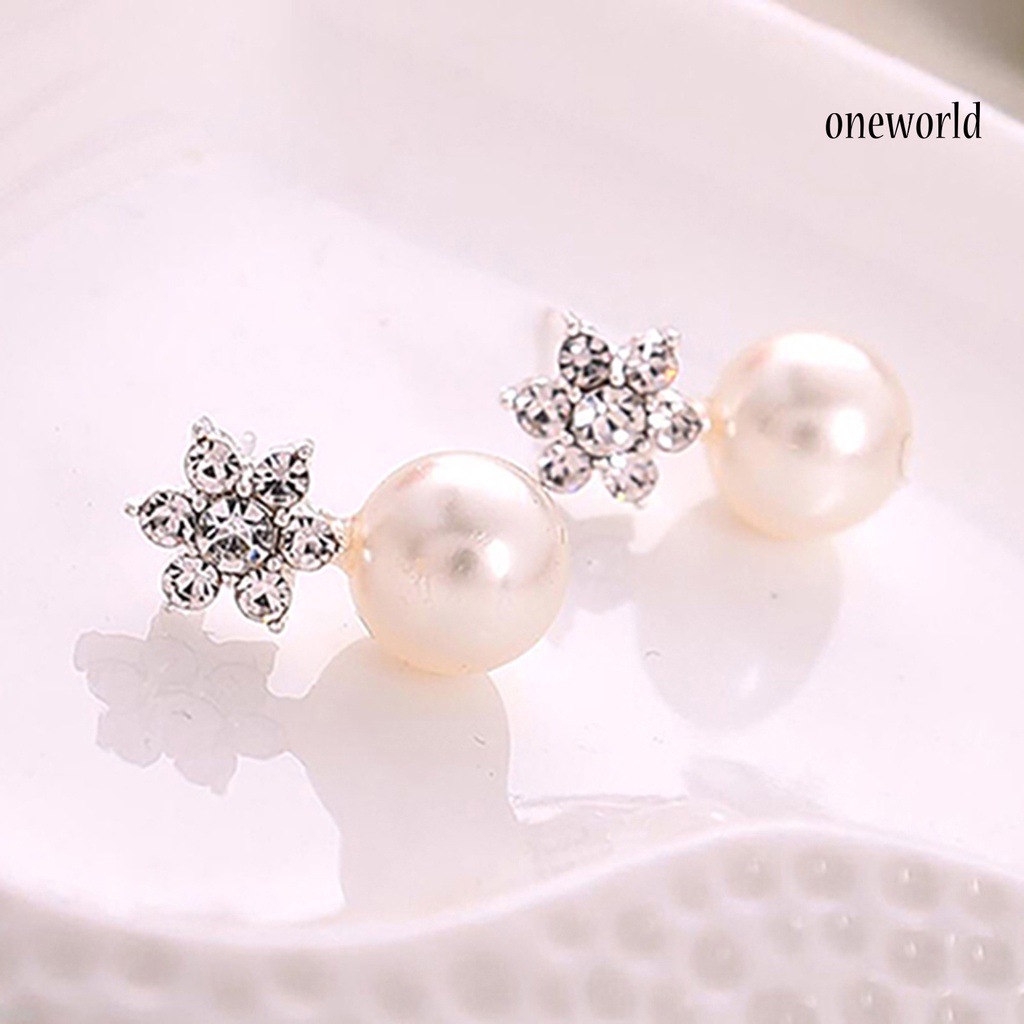 OW@ 1 Pair Cute Snowflake Shape Faux Pearl Earring for Banquet