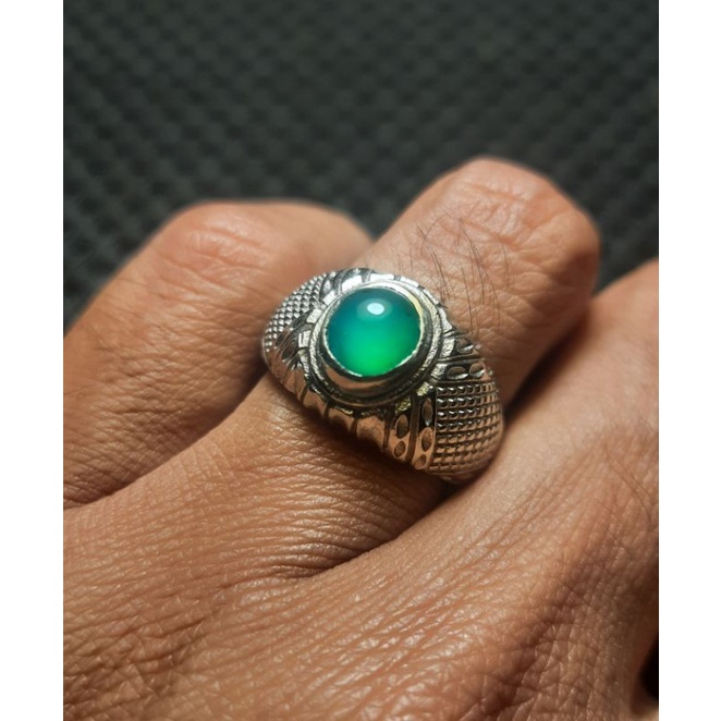 Batu bacan mini