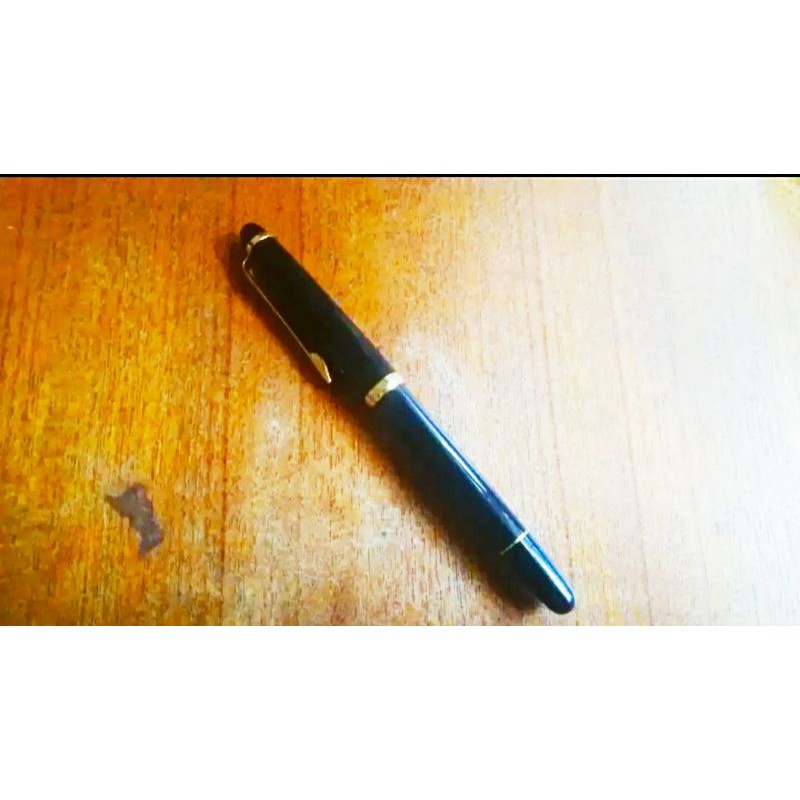 

VINTAGE REFORM BASIC FOUNTAIN PEN