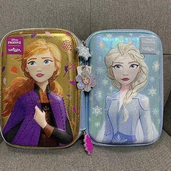 

HOTLIST Smiggle Hard Case Edisi Frozen / Kotak Pensil Smiggle Frozen