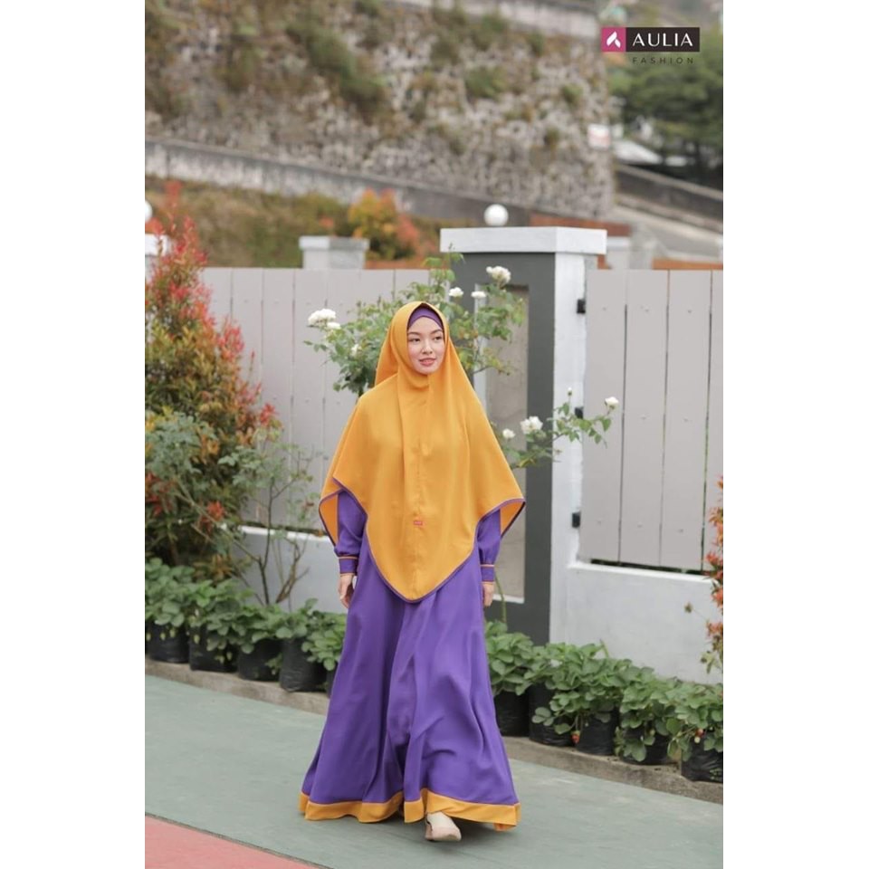 PROMO GAMIS AULIA FASHION  AZEEZA BERRY UNGU KUNING BAHAN WOLLYCREPE MOTIF POLOS DRESS BAJU BUSANA M