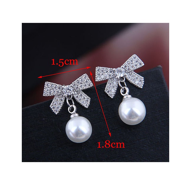 LRC Anting Tusuk Fashion Silver Flash Diamond Bow Stud Earrings A59337