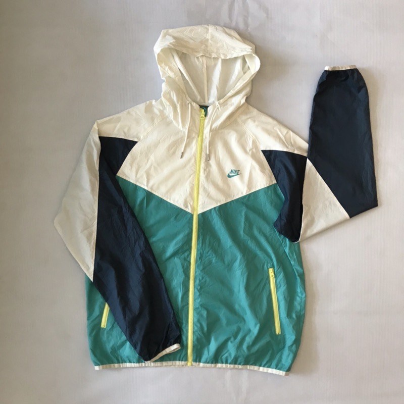 Jaket Running Nike second/bekas