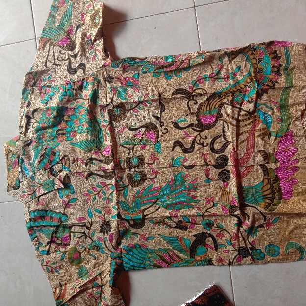 Hem Batik Pria Terlaris