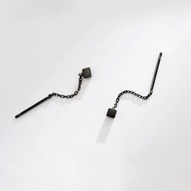 Anting Rumbai Rantai Panjang  Tindik Sederhana Anting Kristal Anting Elegan Aksesoris Fashion Wanita - ol-black