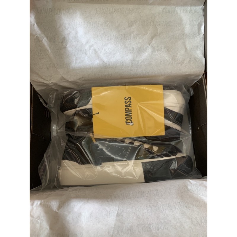 Sepatu Compass FR2 Hi Size 38